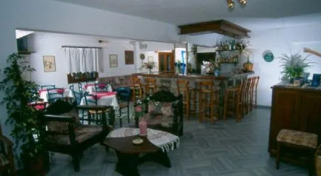 Afendakis Hotel, Prenota Hotel Marpissa Paro