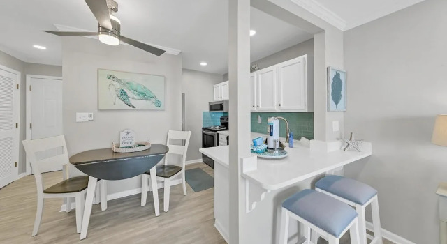 Sandpiper Cove 8149, Забронировать Апартаменты/квартира Отели Дестин с парковкой, рядом с Аквапарк Биг-Каунас, Парковка