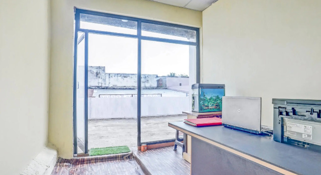 OYO Flagship 81020 Hotel Radhe Krishna