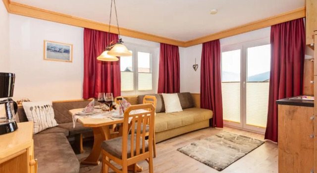 Апартаменты с 2 комнатами с балконом Appartement Bergfried Kaprun, Ski-in Ski-out, Sommerkarte und Panoramablick