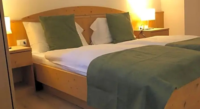 Семейный номер Superior Albergo Alla Costa