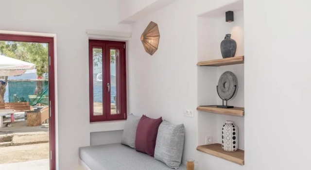 Magic Klima II, Prenota Hotel Plaka Milou 