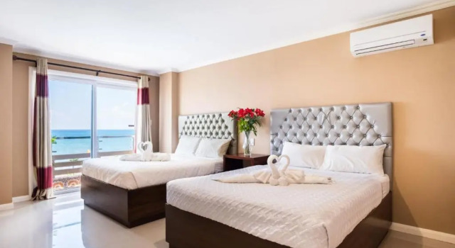 EM Royalle Hotel & Beach Resort, Rezervovat Lázně / Resort San Juan 
