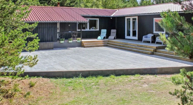 "Gorm" - 300m from the sea in NE Jutland