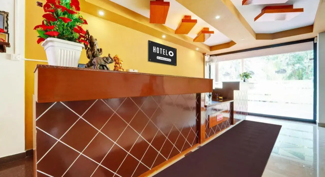 OYO Flagship 75052 Kuku Residency, Varaa Hotelli Thrissur New Delhi