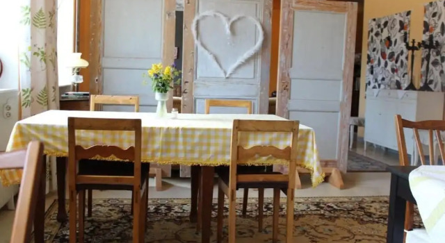Gamla Brukshandeln Bed&Breakfast, Varaa Hotelli  