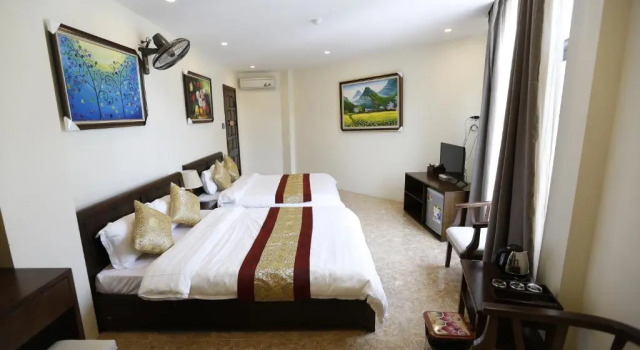 Четырёхместный номер Superior Hoang Ngoc Hotel