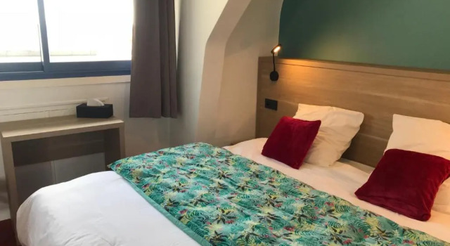 Hôtel Restaurant LEscale den Arz, Prenota Hotel  