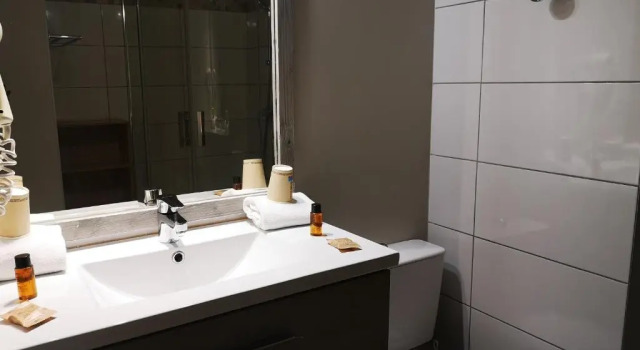 Номер Standard Hôtel le Mas des Ponts dArles