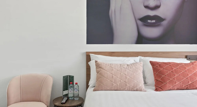 Номер Classic Criterion Hotel Sydney