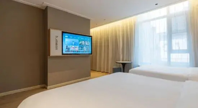 Люкс Homeinn · neo (Xi'an Bell Tower Dacha City Subway Station)