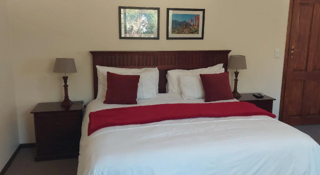 Трёхместный номер Deluxe Sundown Manor Guest House