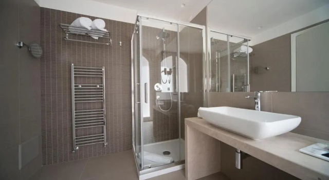 Двухместный номер Deluxe Airone City Hotel
