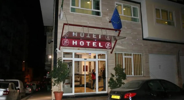 Hotel 2 Horloges, Book Hotel 3-stjernede hoteller i Oran, 3*