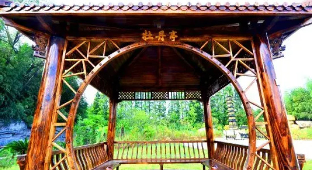 Tianzi Lake Ecological Resort, Prenota Resort Hotel a Hubei con parcheggio, Parcheggio