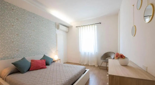 99 Via Esino, Rezervovat Hotel Ancona 