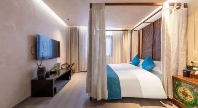Люкс Deluxe Phoenix Suiji Xiaoyuan Homestay