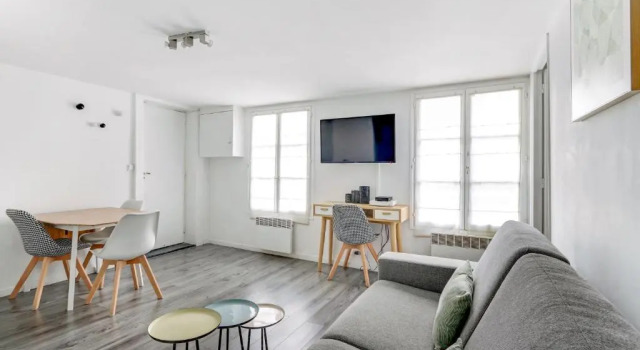 Апартаменты Pick A Flat's Upper Marais Apartments- Rue du Faubourg Saint-Martin