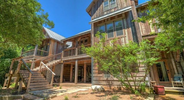 New Braunfels' #1 Getaway