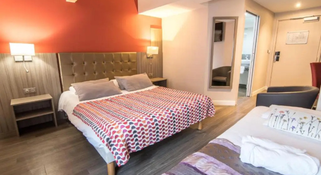 Двухместный номер Superior Brit Hotel Confort Foix