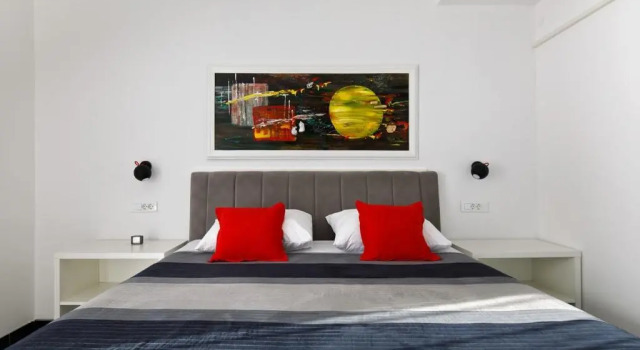 Ark Beach Hotel