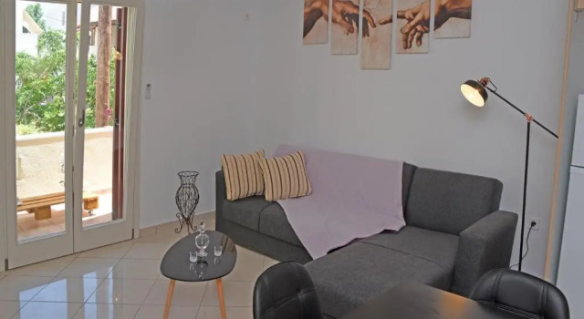 Little Yard Studios & Apartments #1