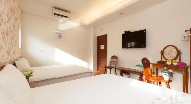 Четырёхместный номер Standard Jin Zhu Ya Homestay
