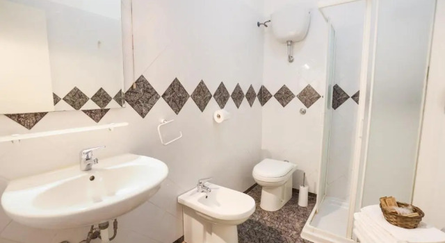 Трёхместный номер Standard Hotel Happy