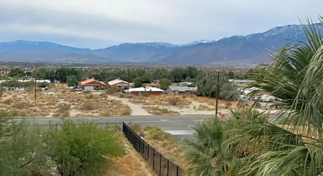 Четырёхместный номер Standard Desert Hot Springs Spa Hotel