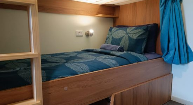 Кровать в общем номере Adventure Taupō Hostel