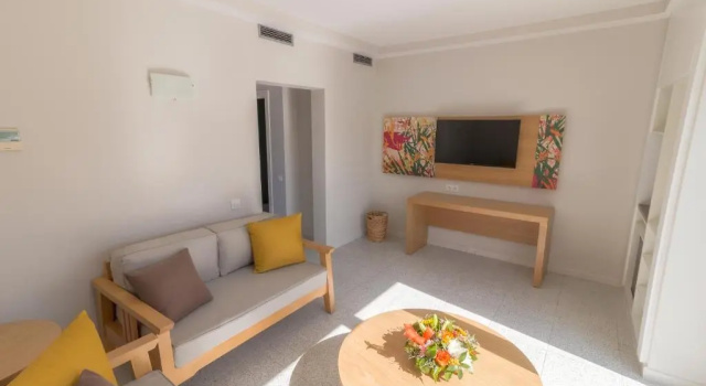Двухместный номер Standard Hotel LIVVO Koala Garden