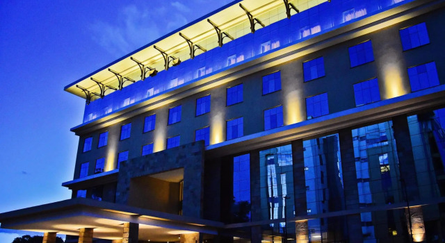 Люкс Мансарда DoubleTree by Hilton Nairobi