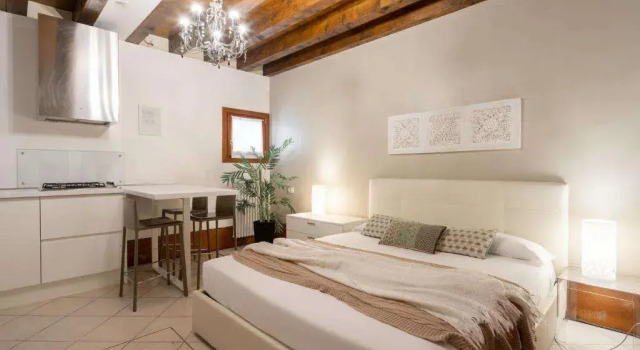 Design Palace Apartment by Wonderful Italy, Забронировать Апартаменты/квартира Каннареджо Венеция