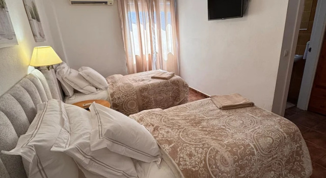 Номер Deluxe Sun Serramar Boutique Hostal