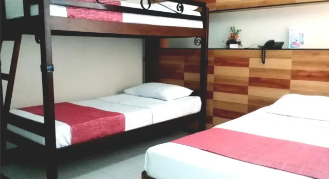 Трёхместный номер Deluxe The Palacio de Laoag