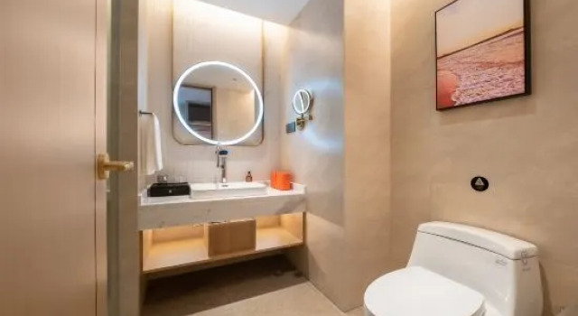 Двухместный люкс Executive с видом на улицу Vienna International Hotel （Tongnan Red Star Macalline）