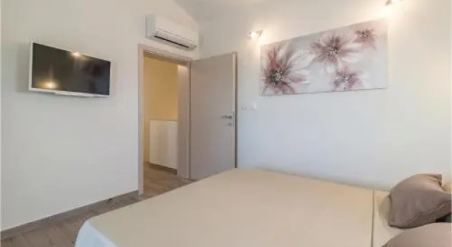 Four-Bedroom Holiday Home in Radeki Polje, Rezervovat Apartmán Hotely v Pula Region s parkováním, Parkování