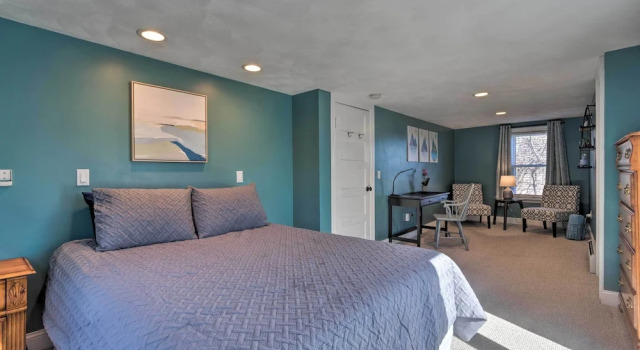 Коттедж 3 Mi to Dtwn & Beach! Bristol Home w/ Patio