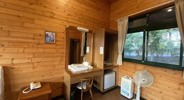 Comfort huone Cloud Falls Resort