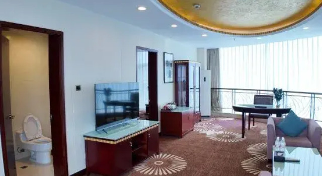 Люкс Deluxe Yintian Hotel