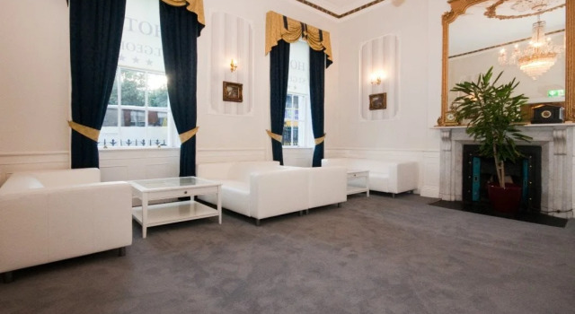 Hotel St George, Boek Hotel Dublin Dublin County