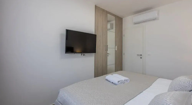 Scenic Kastel Luksic Apartments
