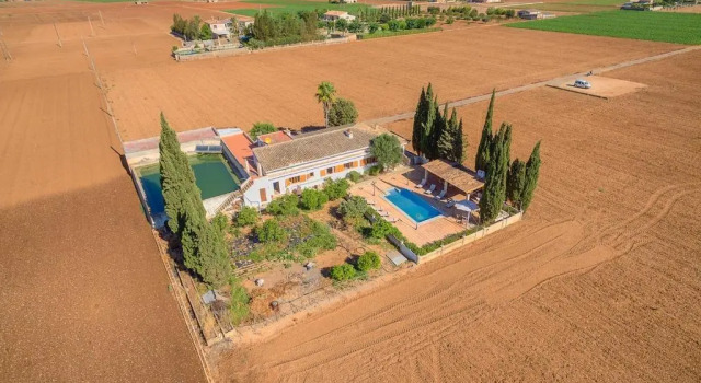 Вилла Villa Silenci