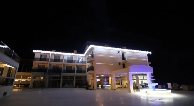 Yalim Garden Park Hotel, Varaa Hotelli Usak Turkin aigeialainen alue