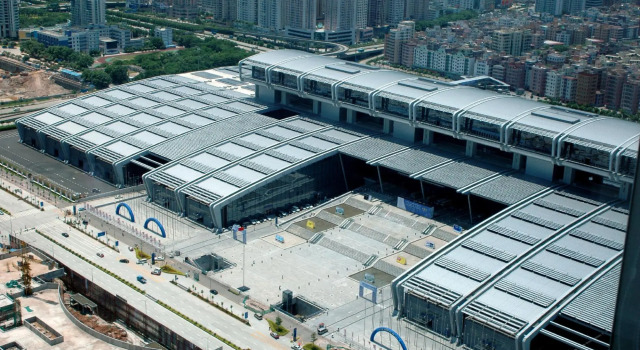 Rongli(深圳荣丽宾馆), Rezerwuj Hotel Hotele w Shenzhen z parkingiem, Parking