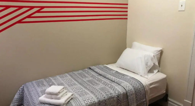 Номер Standard Hollywood Rentals LLC