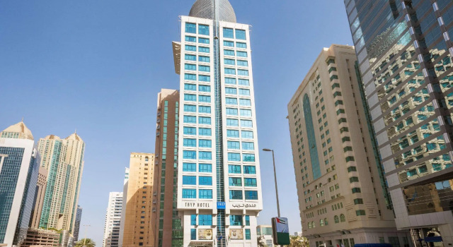 Двухместный люкс с видом на море TRYP by Wyndham Abu Dhabi City Center