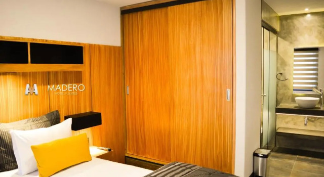 Двухместный номер Standard Madero Hotel & Suites