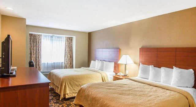 Четырёхместный номер Standard Quality Inn & Suites Mt. Juliet