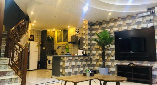 Вилла Al Dana Plaza Villas